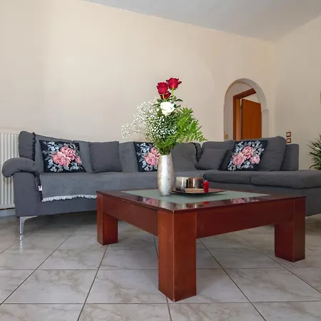 Rodini Sun Lägenhet *